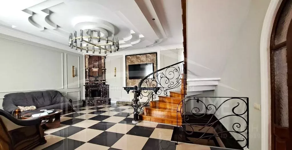 Дом в Севастополь ул. Ковпака (200 м) - Фото 1