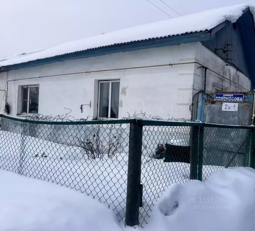 3-к кв. Свердловская область, Артемовский ул. Ломоносова, 2Б (51.0 м) - Фото 1