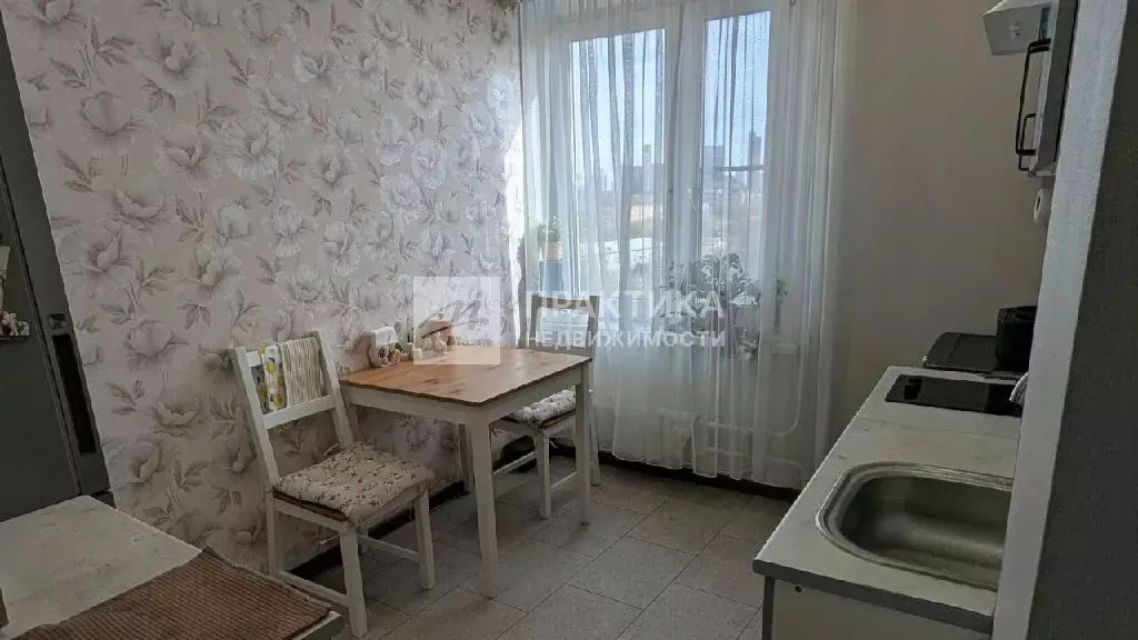 Продается 3-комнатная квартира - Фото 1