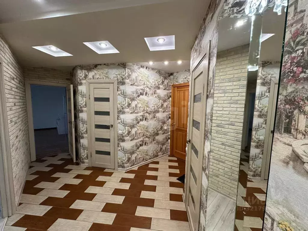 3-к кв. Кировская область, Киров Октябрьский просп., 11 (67.5 м) - Фото 1