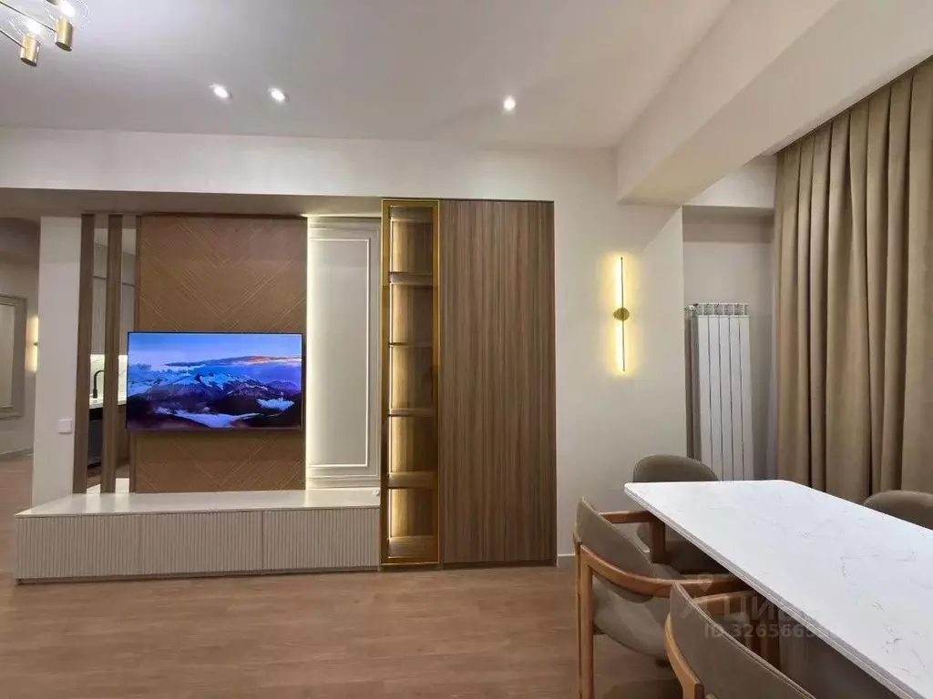 1-к кв. Татарстан, Казань ул. Николая Столбова, 1/3 (54.6 м) - Фото 2