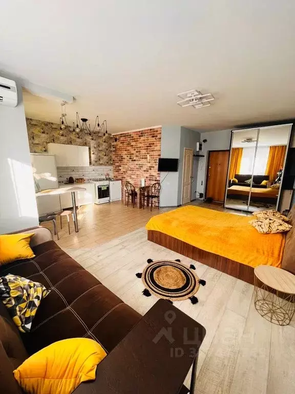 Студия Иркутская область, Ангарск 18-й мкр, 19 (40.0 м) - Фото 1