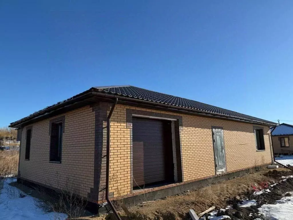 Дом в Амурская область, Благовещенский район, с. Чигири ул. Высокая ... - Фото 1