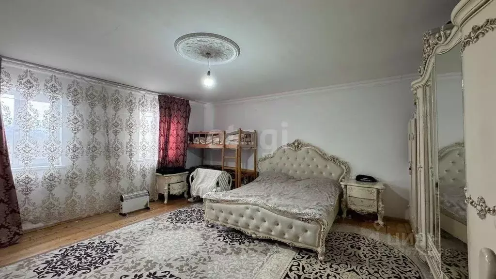 Дом в Ингушетия, Назрановский район, Кантышево с/пос, с. Кантышево ... - Фото 2