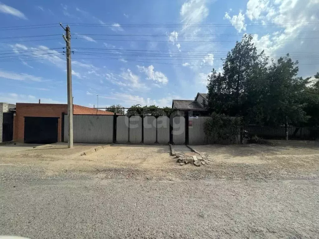 3-к кв. Калмыкия, Элиста ул. Автомобилистов, 66 (103.0 м) - Фото 0
