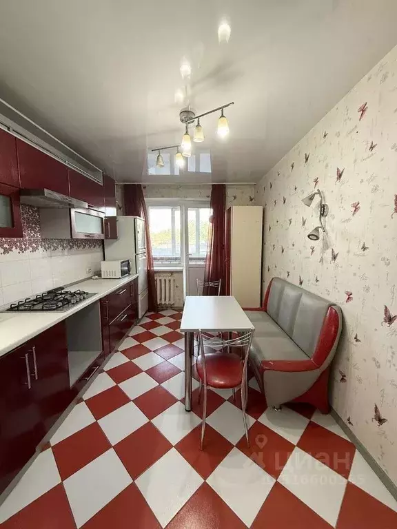 1-к кв. Брянская область, Брянск ул. Медведева, 2 (49.2 м) - Фото 1