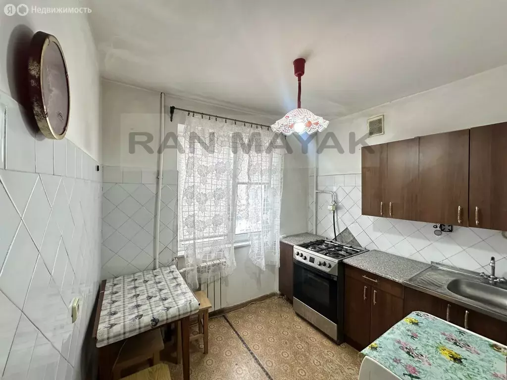 3-комнатная квартира: Майкоп, Железнодорожная улица, 158 (61.4 м) - Фото 1