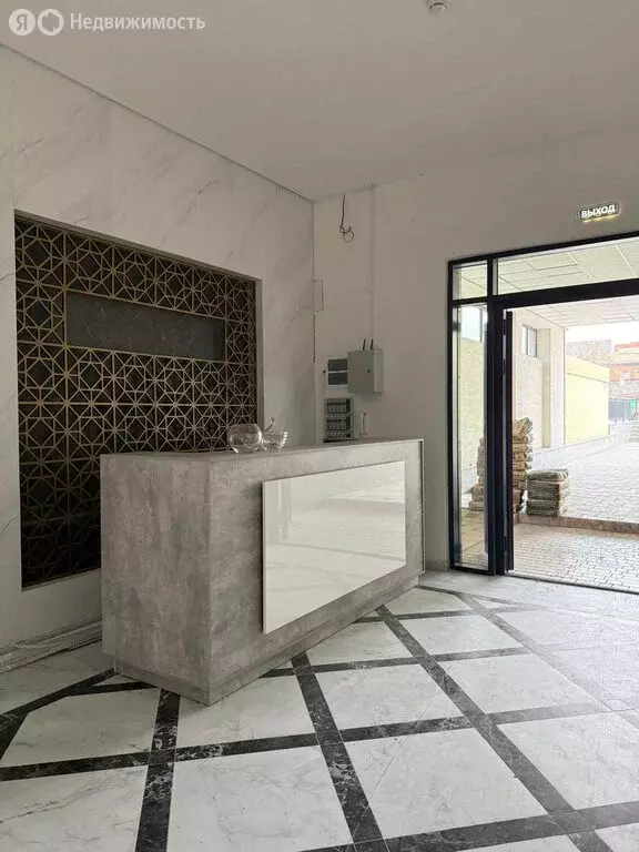 3-комнатная квартира: Нальчик, улица Ногмова, 20 (90 м) - Фото 1