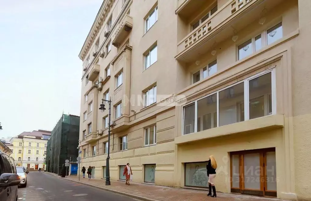Торговая площадь в Москва Большая Никитская ул., 12 (249 м) - Фото 0
