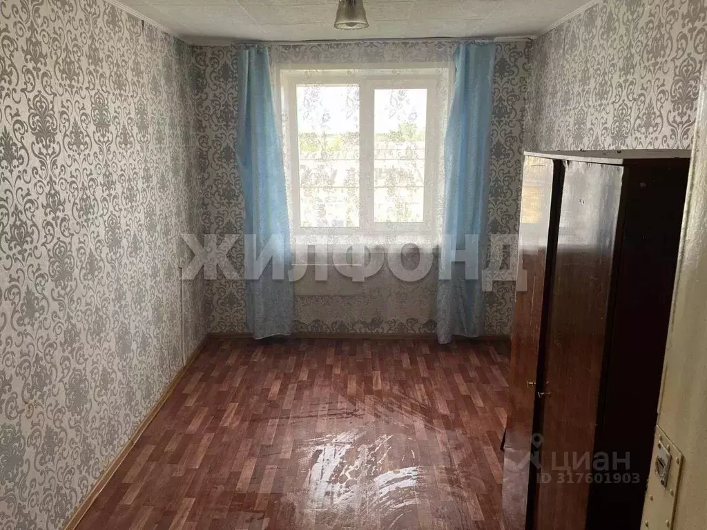 Комната Новосибирская область, Новосибирск ул. Шукшина, 17 (10.0 м) - Фото 0