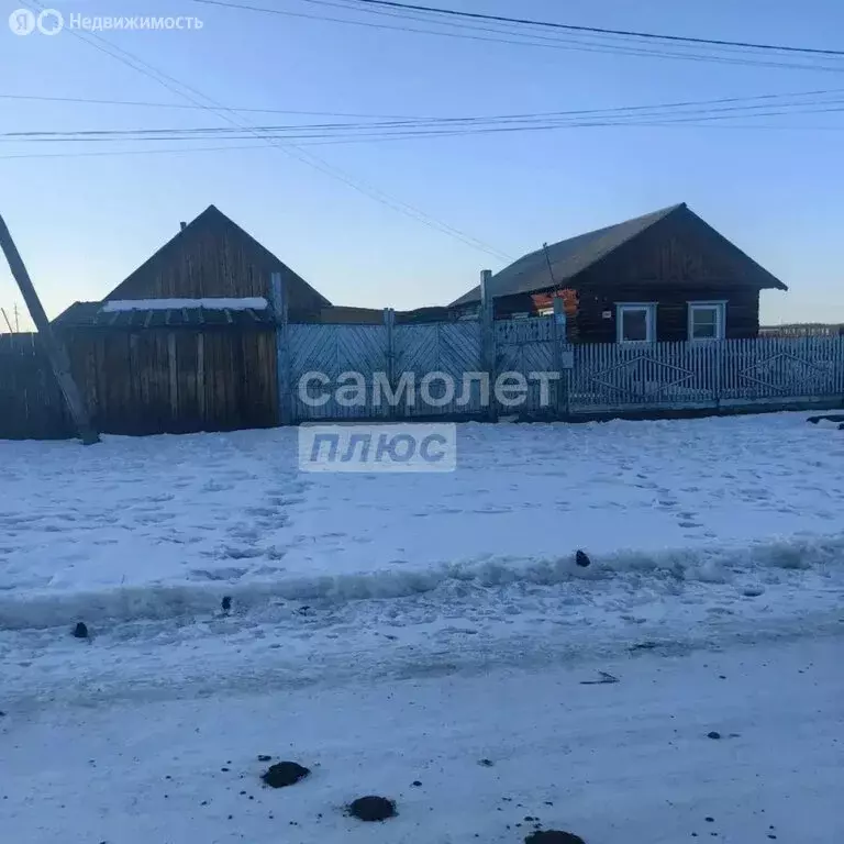 Дом в село Баяндай, улица Генерала Иванова, 15 (61.5 м) - Фото 1