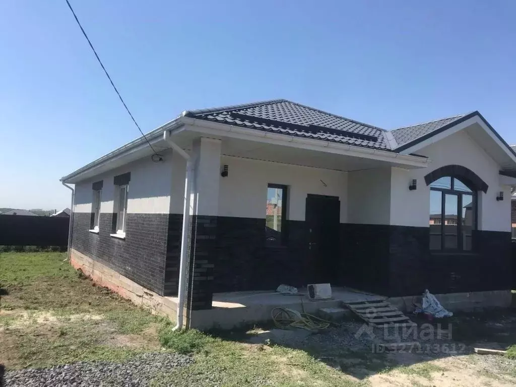 Дом в Ростовская область, Ростов-на-Дону ул. Петренко (130 м) - Фото 1