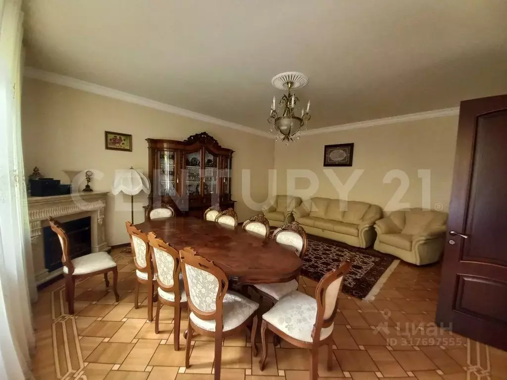 Дом в Дагестан, Махачкала ул. Какашуринская, 6А (360 м) - Фото 0