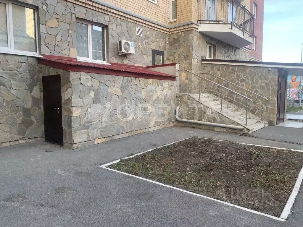 Помещение свободного назначения в Тюменская область, Тюмень ул. ... - Фото 2
