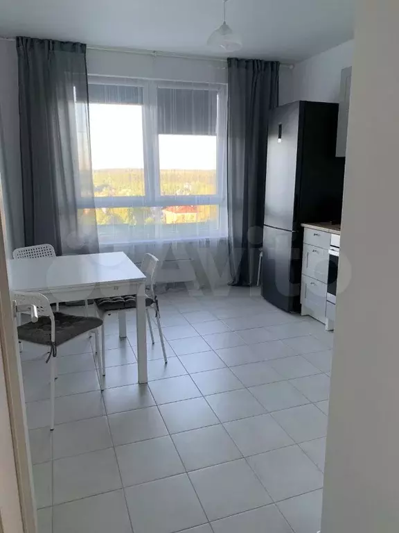 1-к. квартира, 42 м, 4/9 эт. - Фото 1