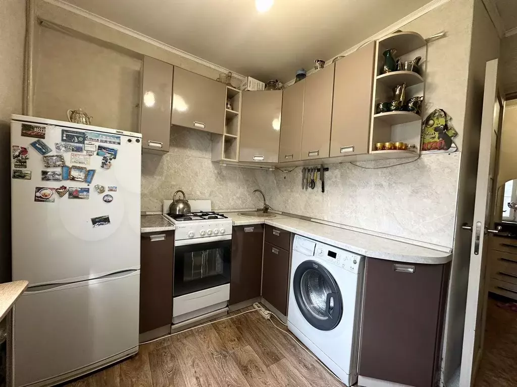 1-к. квартира, 35 м, 2/5 эт. - Фото 0