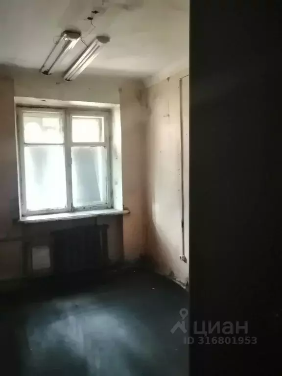 Помещение свободного назначения в Омская область, Омск просп. Карла ... - Фото 0