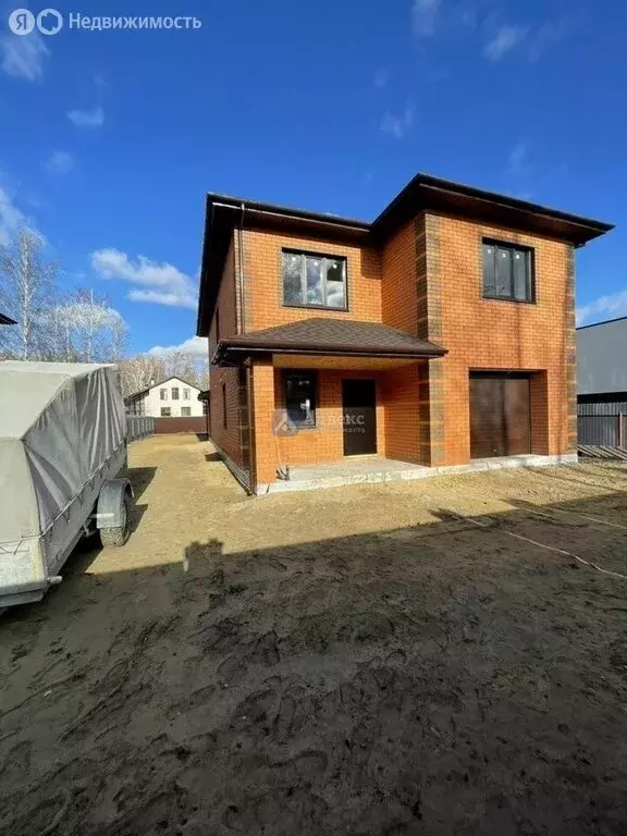 Дом в деревня Патрушева, Школьная улица, 21 (200 м) - Фото 1