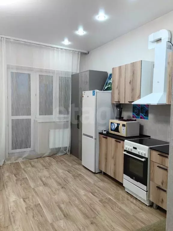 Студия Ямало-Ненецкий АО, Ноябрьск Холмогорская ул., 68 (30.4 м) - Фото 1
