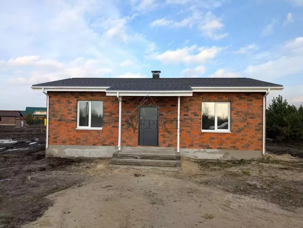 Дом в Белгородская область, Старооскольский городской округ, с. Озерки ... - Фото 1