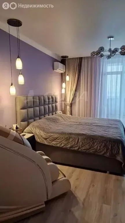 4-комнатная квартира: Тюмень, улица Тимофея Чаркова, 79к1 (128 м) - Фото 1