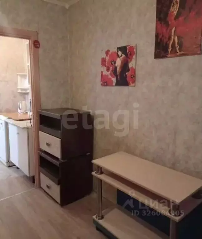 Комната Тюменская область, Тюмень ул. Судостроителей, 32 (15.0 м) - Фото 1