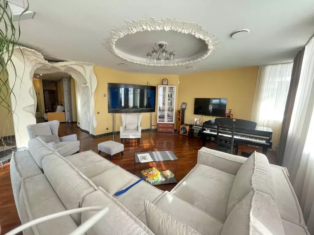 6-к кв. Москва Авиационная ул., 79 (186.4 м) - Фото 1