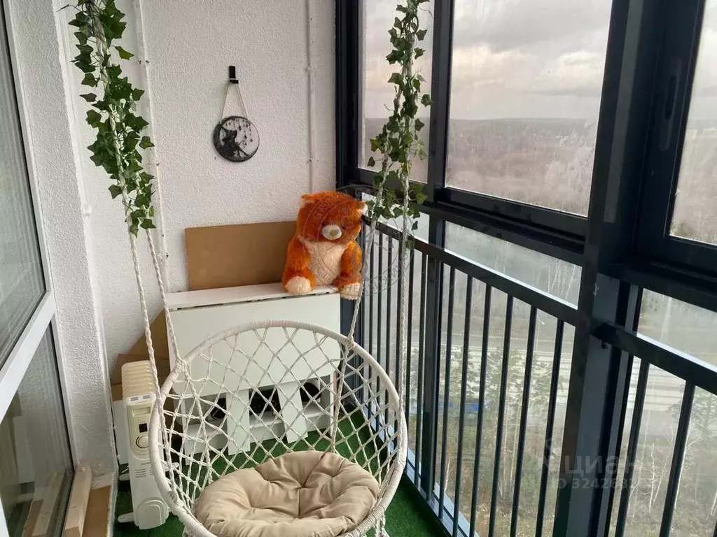 Студия Свердловская область, Екатеринбург Уктус жилрайон, Светлый мкр, ... - Фото 1