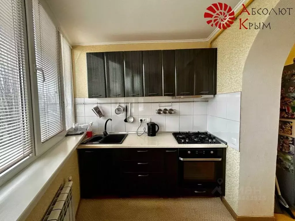 2-к кв. Крым, Феодосия ш. Симферопольское, 41Б (56.4 м) - Фото 2