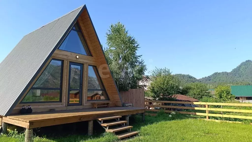 Дом в Алтай, Майминский район, с. Манжерок Школьный пер., 1Б (37 м) - Фото 1