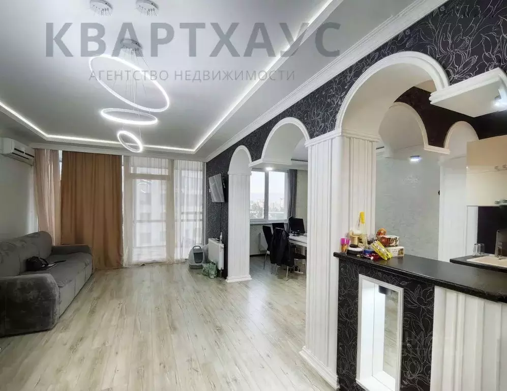 2-к кв. Волгоградская область, Волгоград Селенгинская ул., 11 (70.0 м) - Фото 1