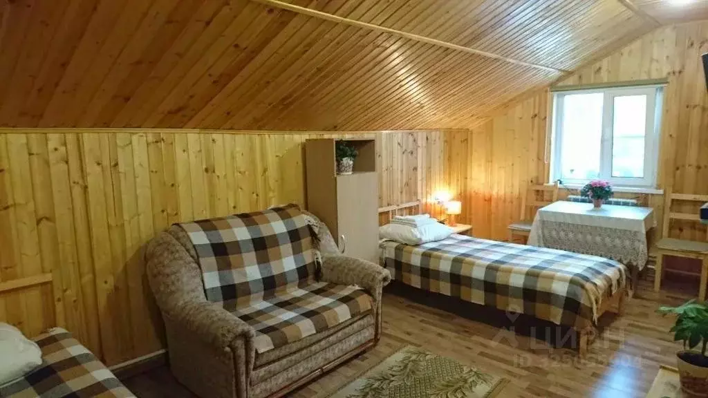 Комната Ленинградская область, Тихвин Никитинская ул., 27 (18.0 м) - Фото 1