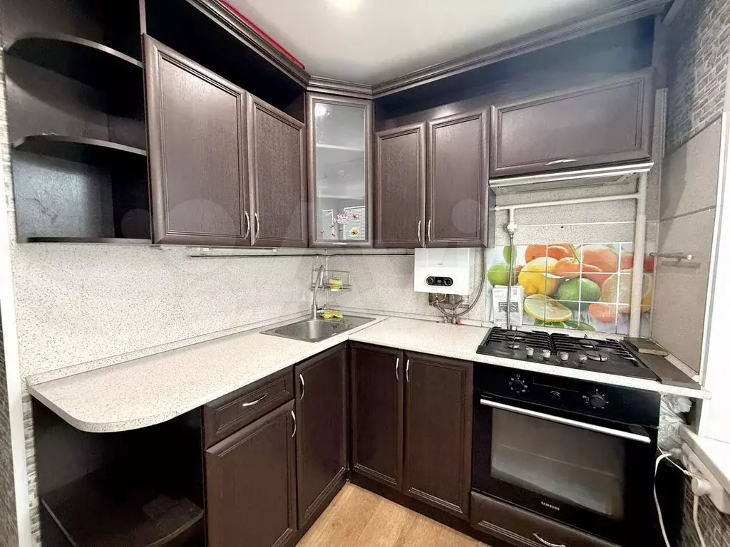 3-к. квартира, 60 м, 4/5 эт. - Фото 0