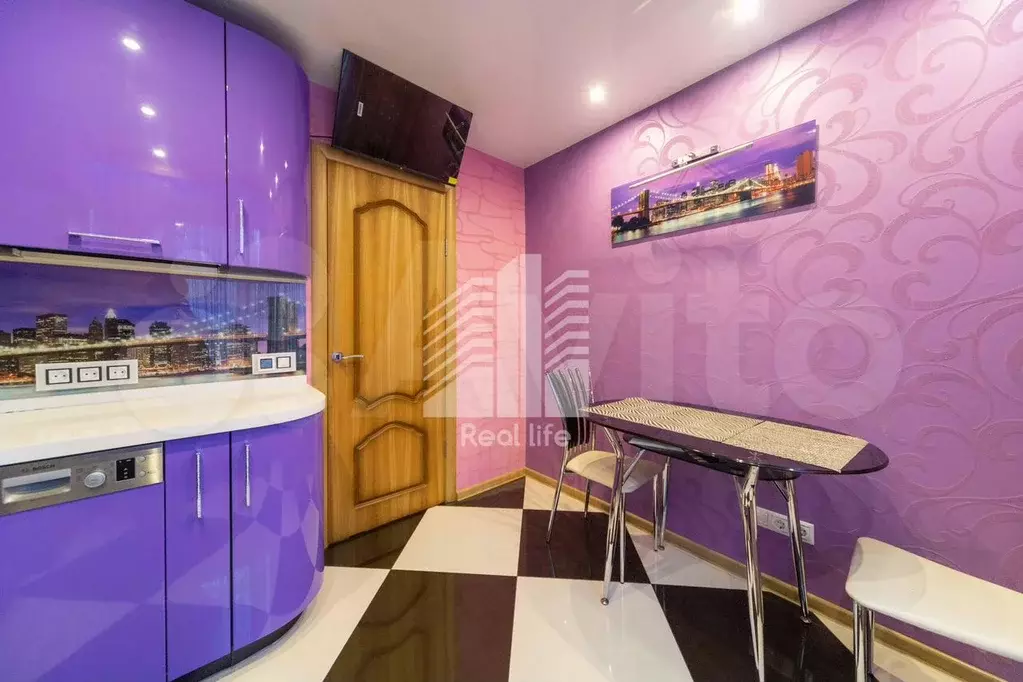 2-к. квартира, 49,5 м, 1/9 эт. - Фото 0