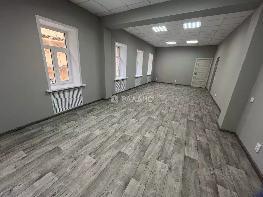 Помещение свободного назначения в Пензенская область, Пенза ул. ... - Фото 0