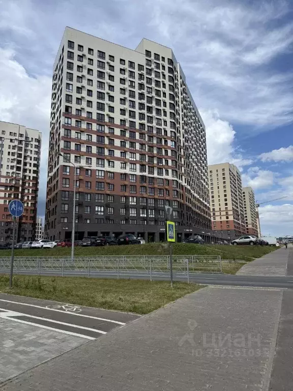 Торговая площадь в Калужская область, Обнинск ул. Славского, 12 (110 ... - Фото 1
