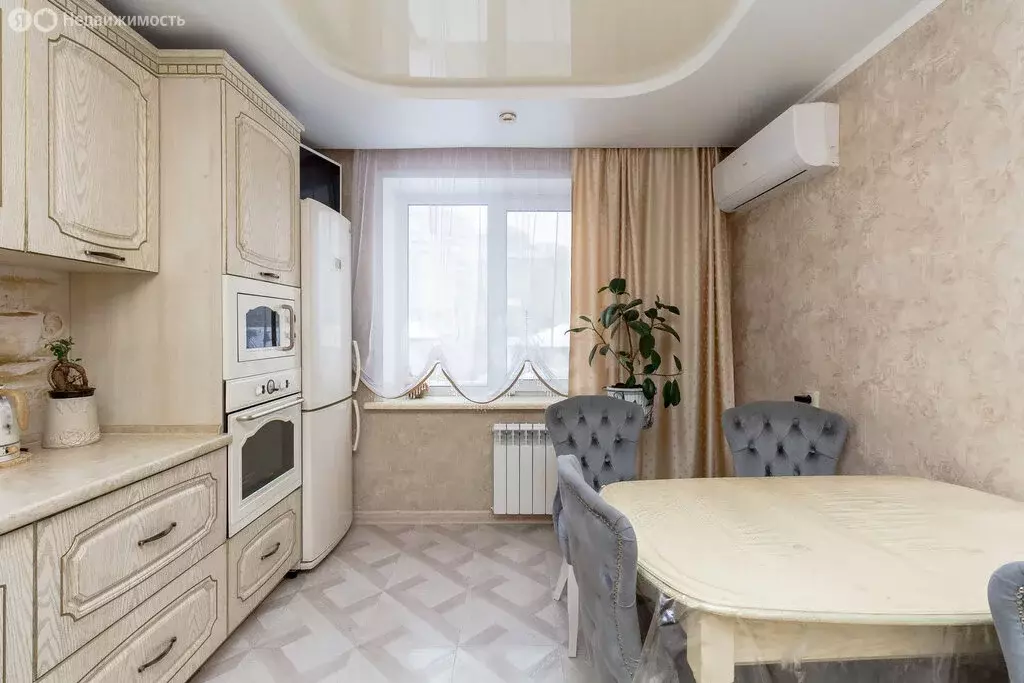 3-комнатная квартира: Тюмень, Ямская улица, 73к2 (68 м) - Фото 2