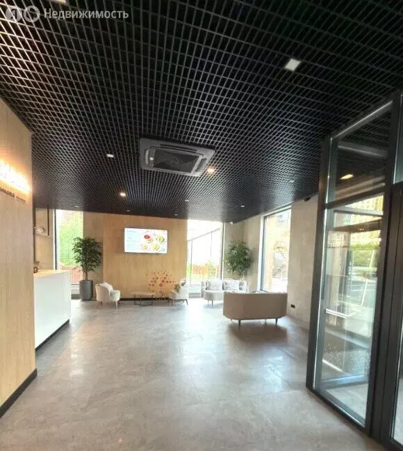 Квартира-студия: Новосибирск, улица Кошурникова, 24 (29 м) - Фото 1