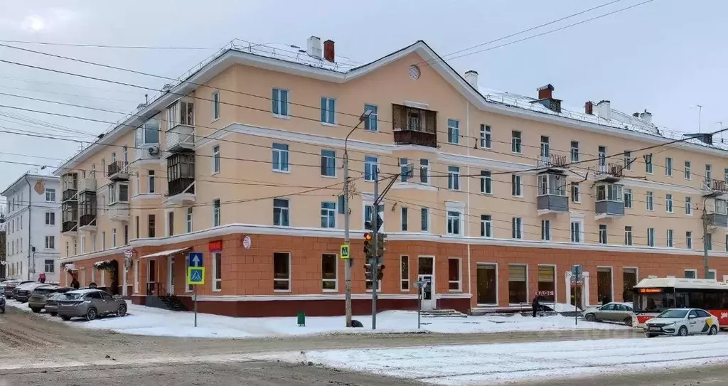 Помещение свободного назначения в Пермский край, Пермь ул. Мира, 65 ... - Фото 1