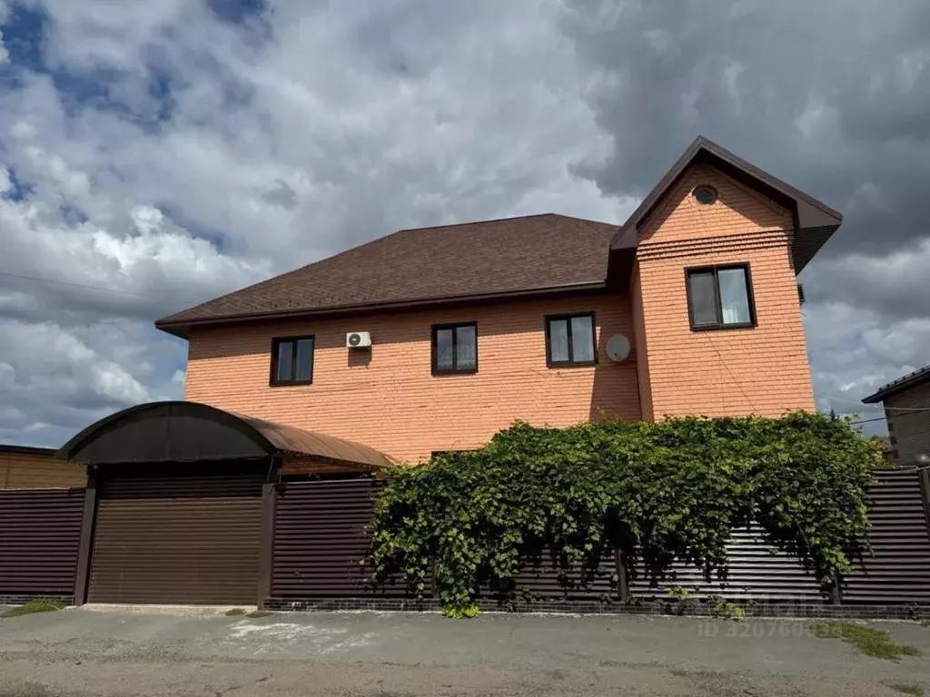 Коттедж в Оренбургская область, Оренбург пос. Имени Куйбышева, ул. ... - Фото 1