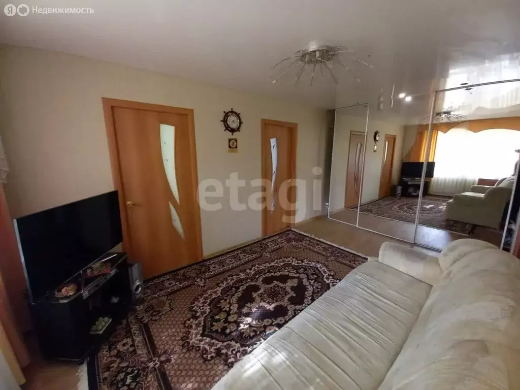 3-комнатная квартира: Стерлитамак, улица Худайбердина, 119 (61.3 м) - Фото 2