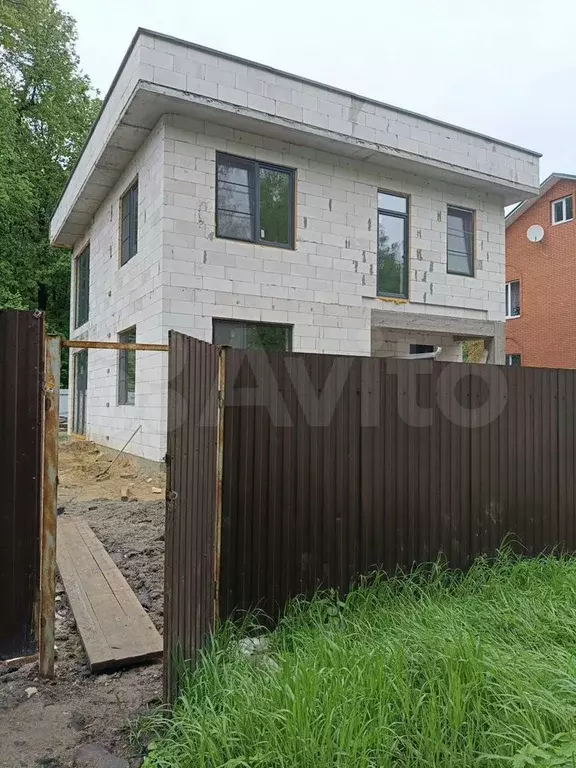 Дом 176,9 м на участке 6 сот. - Фото 0