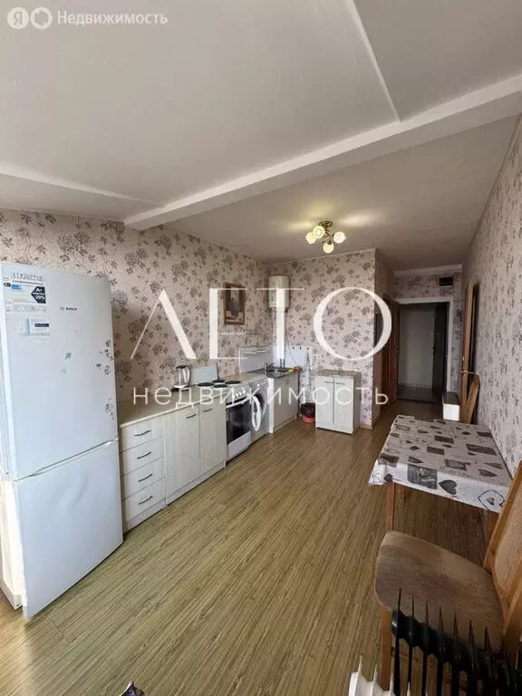 2-комнатная квартира: Сочи, микрорайон Светлана, улица Лысая Гора, 26А ... - Фото 2