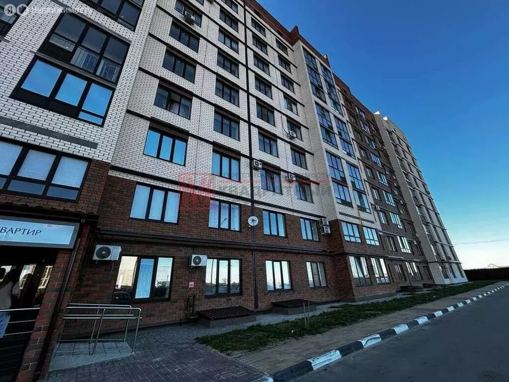 3-комнатная квартира: Старый Оскол, микрорайон Центральный, 4 (68.6 м) - Фото 0