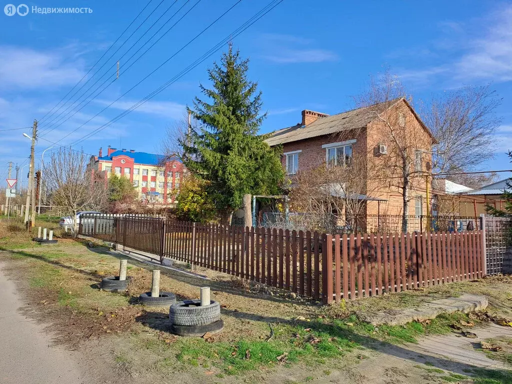 Дом в станица Романовская, улица 70 лет Октября, 1 (117.5 м) - Фото 1