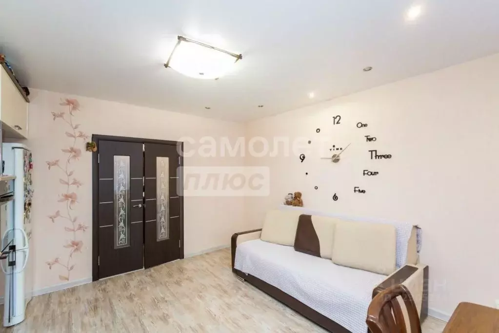 3-к кв. Ханты-Мансийский АО, Сургут ул. Островского, 17 (76.3 м) - Фото 2