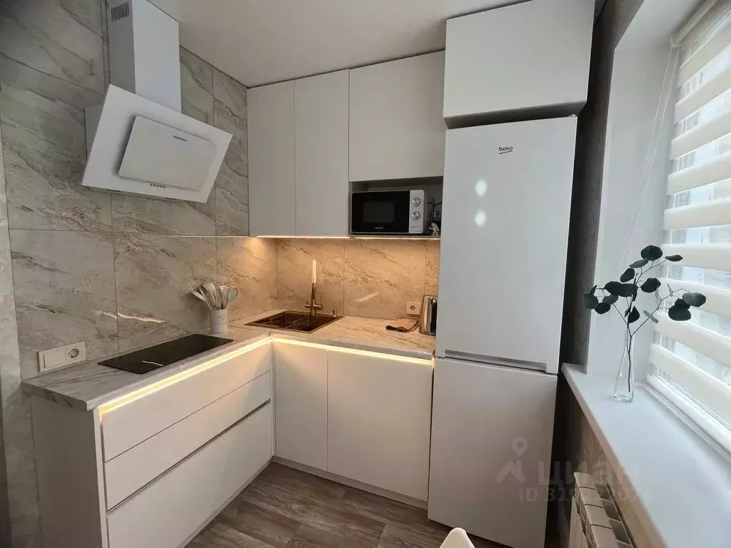 2-к кв. Красноярский край, Красноярск Кольцевая ул., 26а (44.0 м) - Фото 0