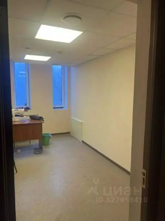 Помещение свободного назначения в Калмыкия, Элиста ул. С.М. Буденного, ... - Фото 1