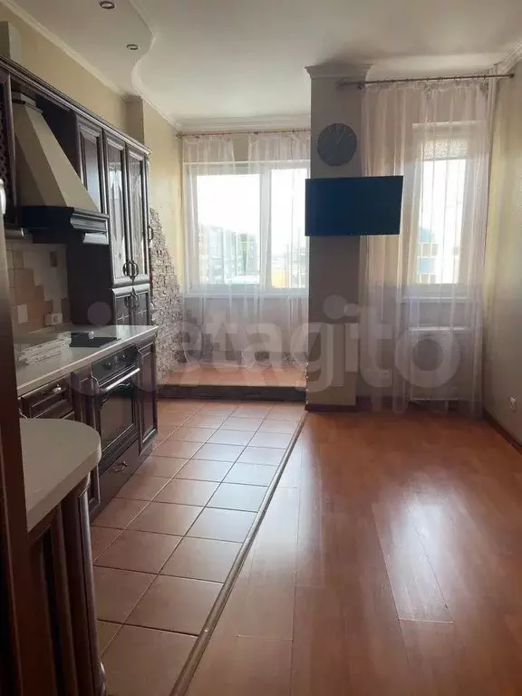 2-к. квартира, 80 м, 8/8 эт. - Фото 1