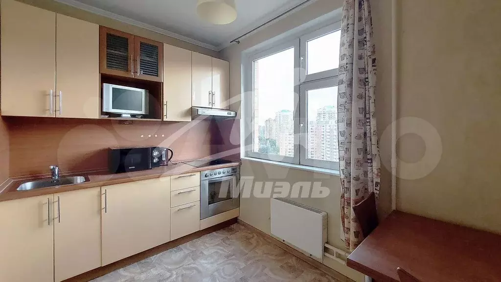 1-к. квартира, 38 м, 16/17 эт. - Фото 0